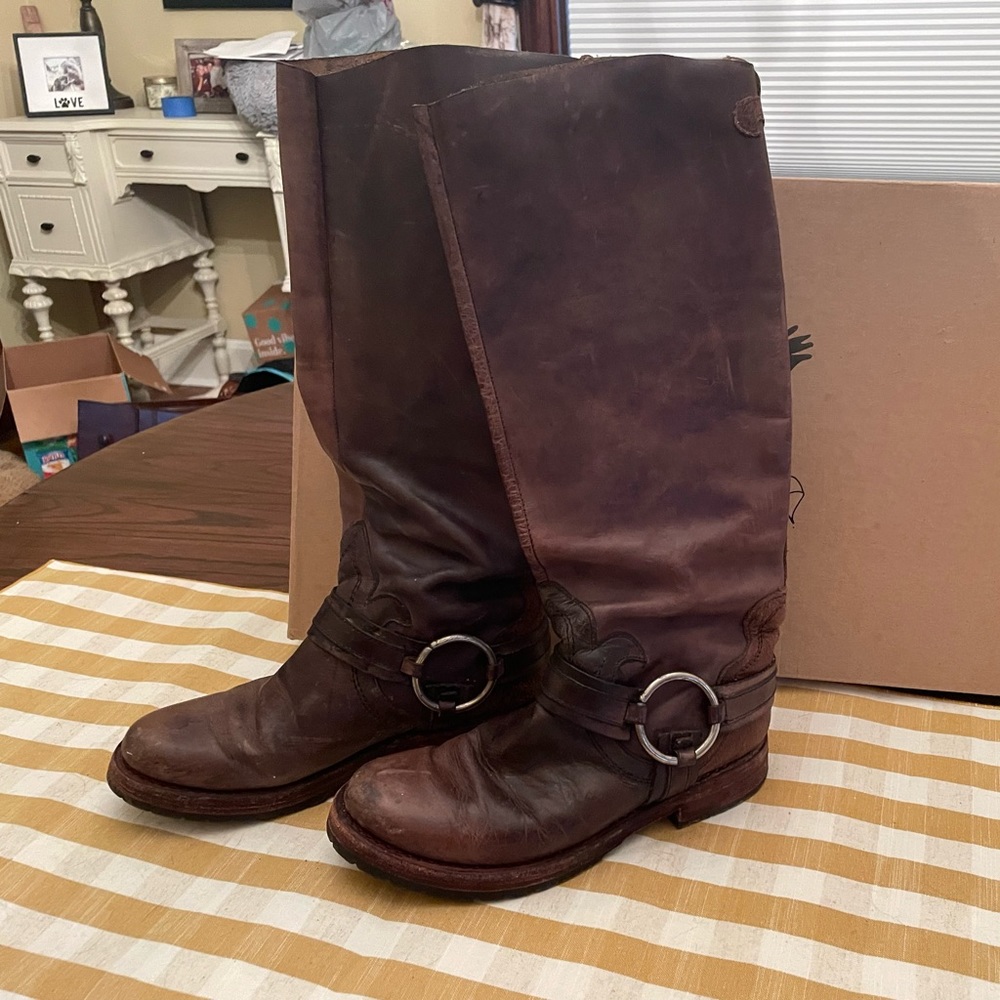Freebird Gatwk Leather boots size 6